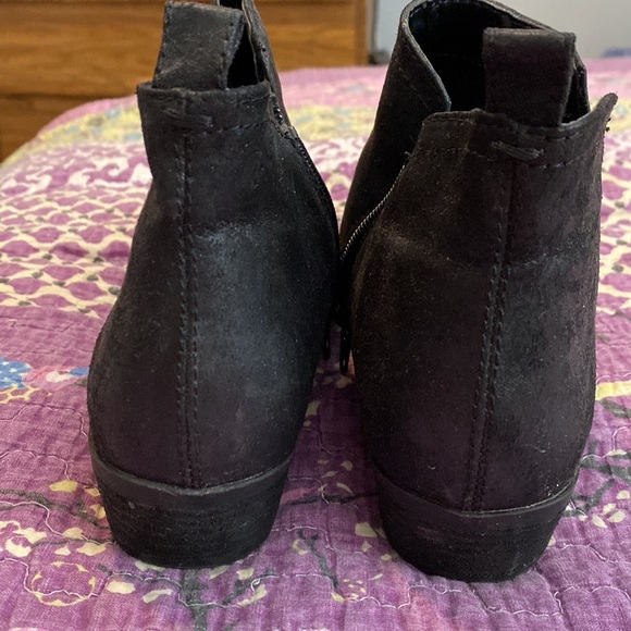 COPY - Carlos black leather look booties NWOT’s - Picture 5 of 7